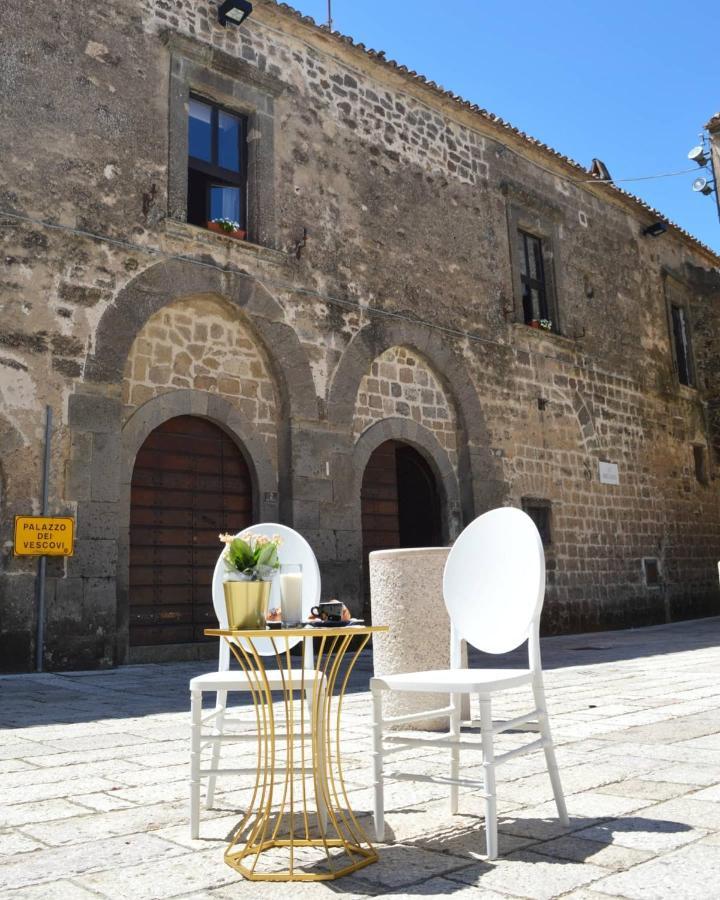 Boutique Hotel Palazzo Dei Vescovi Caserta Vecchia Esterno foto