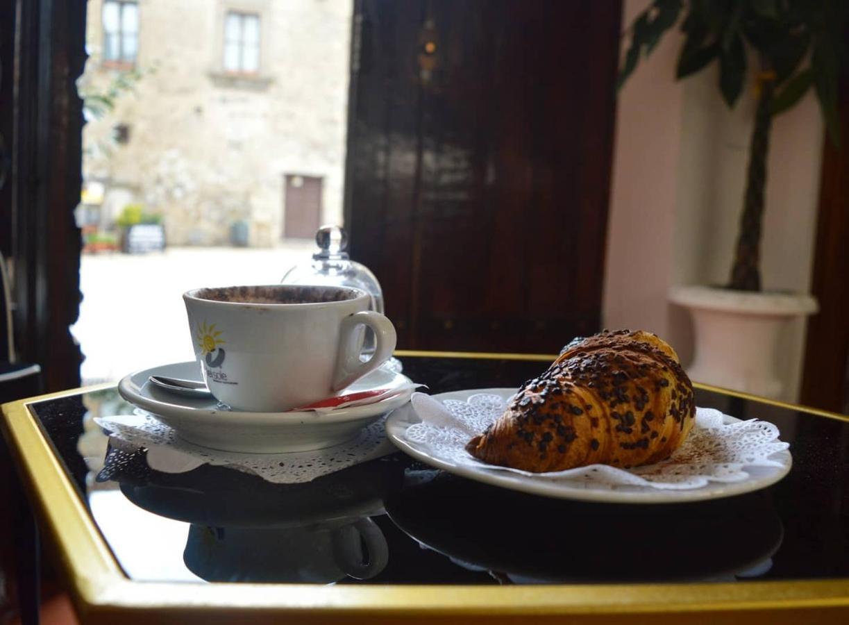 Boutique Hotel Palazzo Dei Vescovi Caserta Vecchia Esterno foto